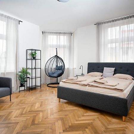 Apartman Namesti Frantiska Krizika Tábor Kültér fotó