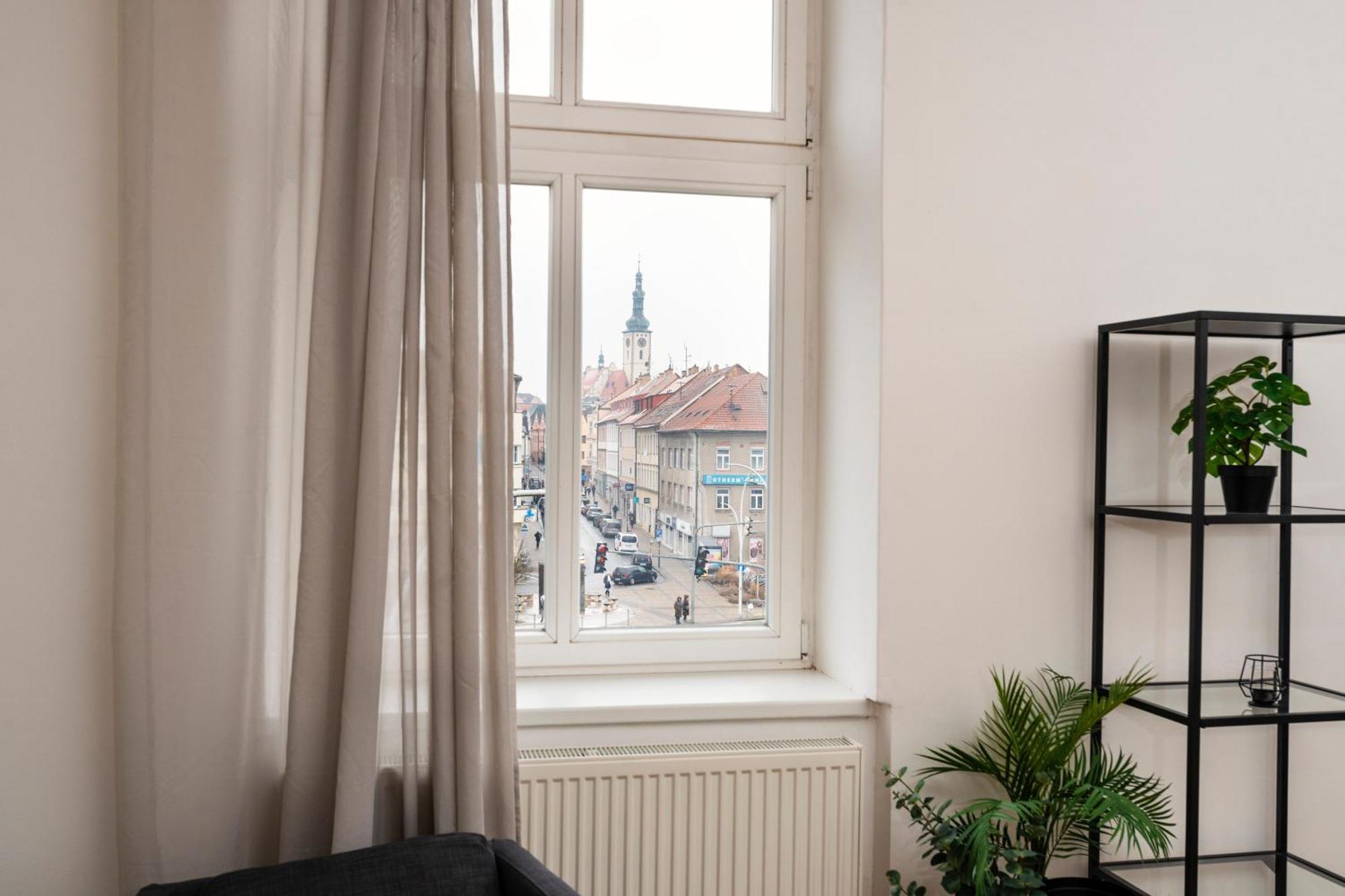 Apartman Namesti Frantiska Krizika Tábor Kültér fotó